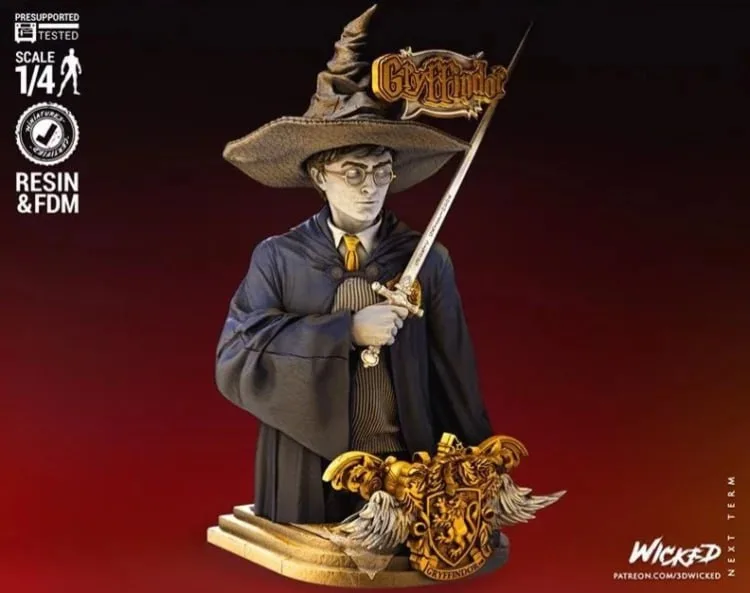 مدل سهبعدی Harry Potter با شمشیر Gryffindor